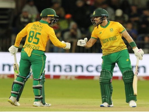 Hendricks, Coetzee shine as South Africa beat India by 5-wicket in rain-curtailed match