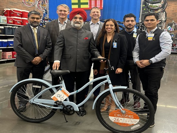 "Make in India, Make for the World": Indian envoy to US attends launch of Make in India bicycles at Walmart