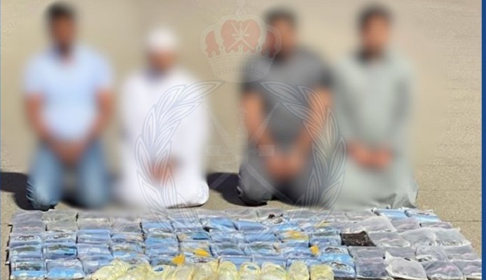 Four arrested for trying to smuggle drugs into Oman