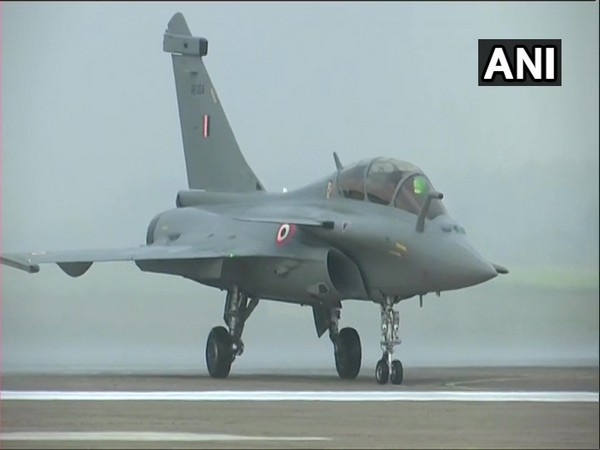 France submits bid for Indian tender to buy 26 Rafale-Marine fighter jets for aircraft carriers