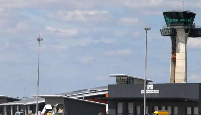 France grounds plane over suspected 'human trafficking'