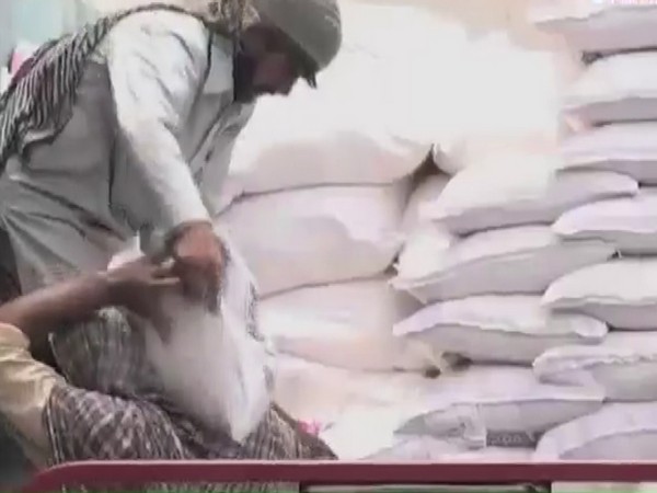 People hold massive protests in  Gilgit Baltistan against high wheat prices despite chilling cold