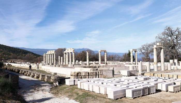 Greece reopens huge Alexander the Great monument