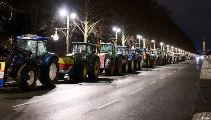 German farmers arrive in Berlin for protest