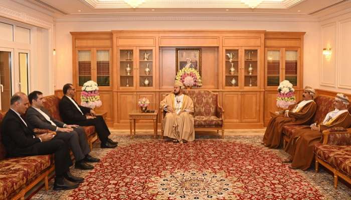 HH Sayyid Asa'ad bin Tarik bids farewell to the Ambassador of Iran