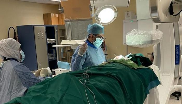 زراعة ٤٢ جهازًا منظمًا للقلب منذ افتتاح مختبر قسطرة القلب في مستشفى صحار