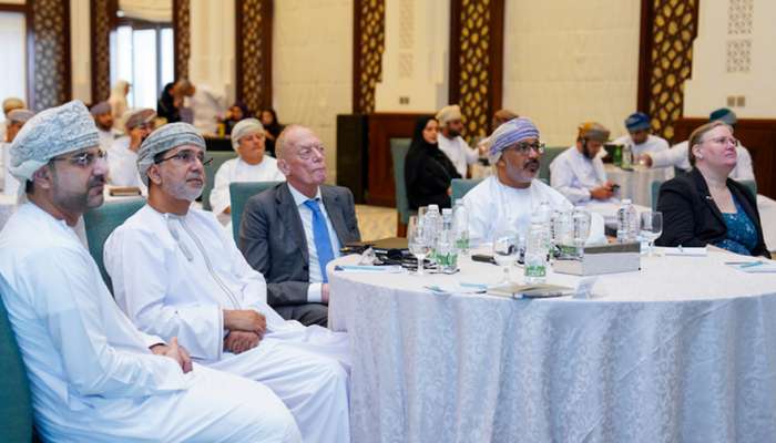 Workshop discusses scheme of laws and legislations in Oman
