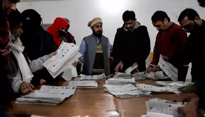 Pakistan elections: PPP, PML-N making 'hectic efforts' to form coalition government
