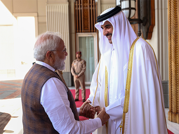 Indian PM Modi thanks Emir of Qatar for Navy veterans release, invites him to India