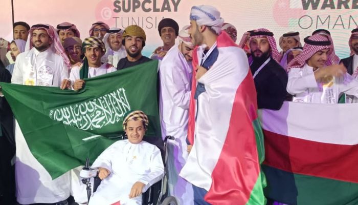 'وارف الطلابية' تفوز بجائزة أفضل شركة طلابية على مستوى الوطن العربي