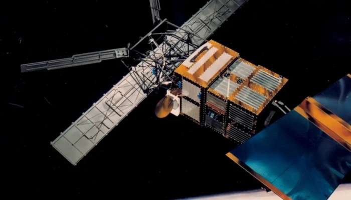Pioneering European satellite set to crash back to Earth