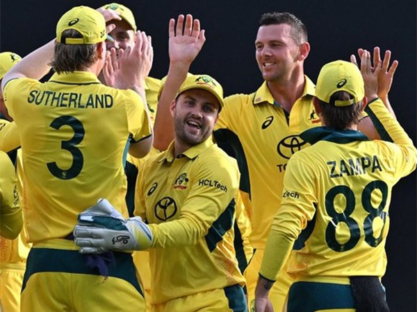 Cummins, Zampa guide Australia to victory over New Zealand in 2nd T20I