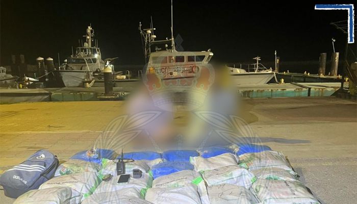 ضبط شخصين بحوزتهما أربعين ألف قرص من المؤثرات العقلية بشمال الباطنة
