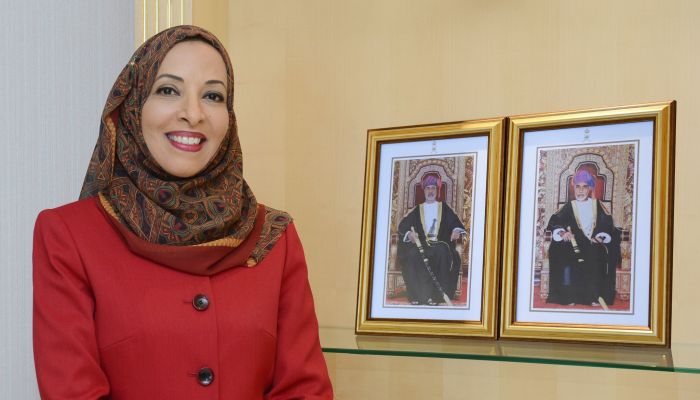وزيرةُ التربية والتعليم تُثمّن الدّعم السّامي لقطاع التعليم المدرسي وما يحظى به من رعاية واهتمام بالغيْن