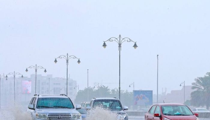 الأرصاد: استمرار فرص تأثر سلطنة عمان بمنخفض جوي بدءً من مساء الغد