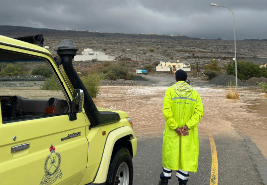 Several governorates witness heavy rainfall, thunderstorms in Oman