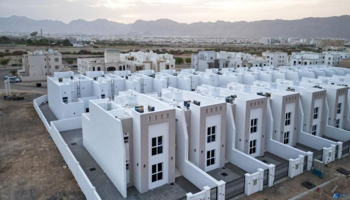 توزيع 32 وحدة سكنية في قرية المحج بولاية العامرات