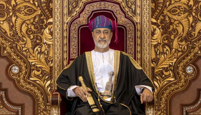 HM the Sultan issues 4 Royal Decrees