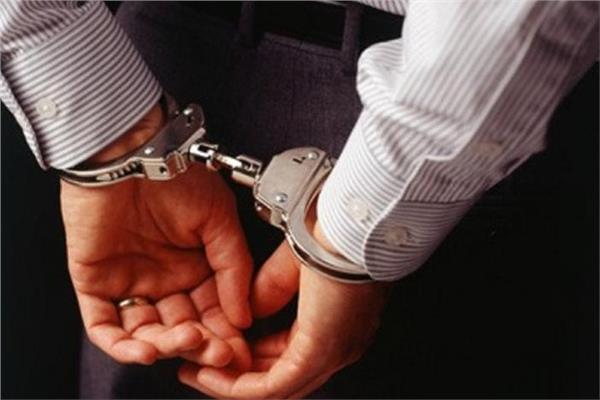 القبض على ٥ أشخاص سرقوا معدات ثقيلة لتصديرها للخارج