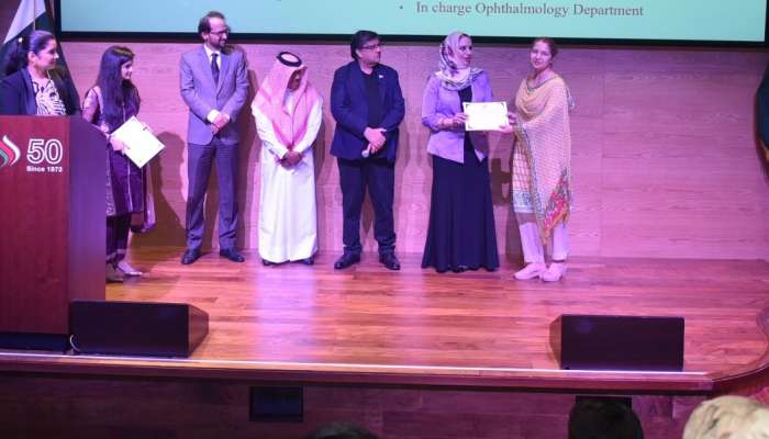 Embassy of Pakistan in Muscat honours Pakistani healthcare and social workers in Oman