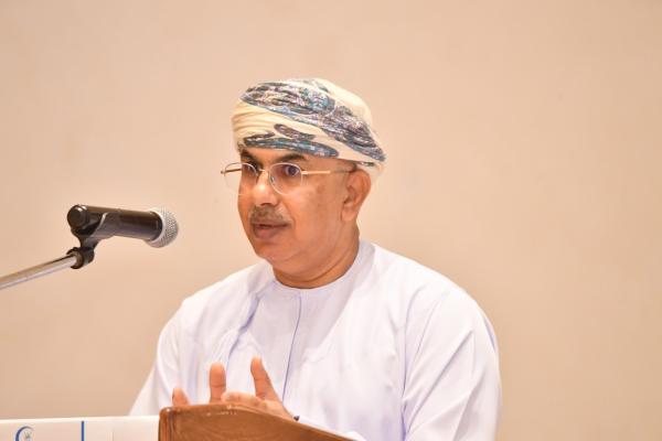 وزير الصحة يصدر قرار لتحديد رسوم خدمات وزارة الصحة