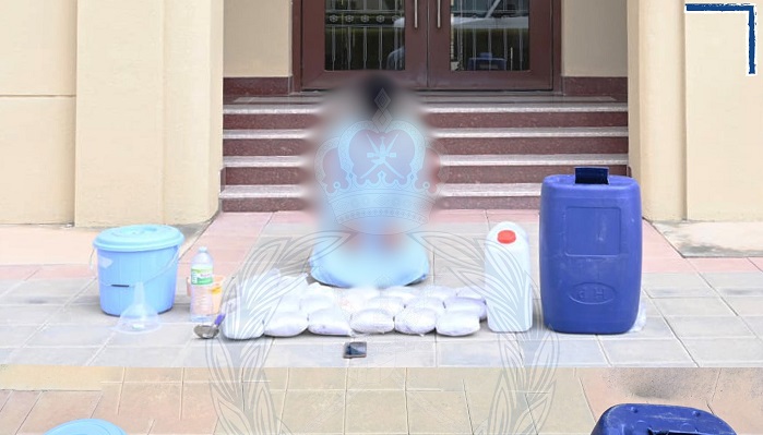Expat arrested for possessing over 20 kgs of crystal drug in Oman