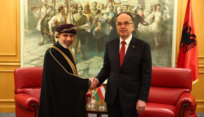 Oman’s Ambassador presents credentials to President of Albania