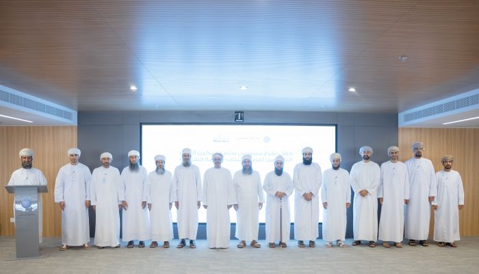 بنك العز الإسلامي يحتفل بتخريج الدفعة الأولى من برنامج "تمكين الصف الثاني من أعضاء هيئات الرقابة الشرعية"