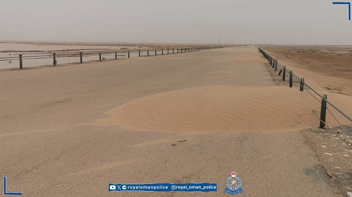 Royal Oman Police warns of sand dunes on this road
