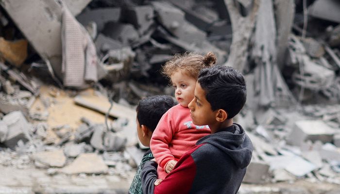 ارتفاع عدد الشهداء الفلسطينيين في قطاع غزة إلى 32490