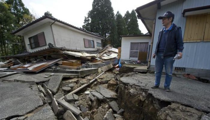 اليابان تصدر أوامر إخلاء لأوكيناوا الساحلية بعد الزلزال القوي