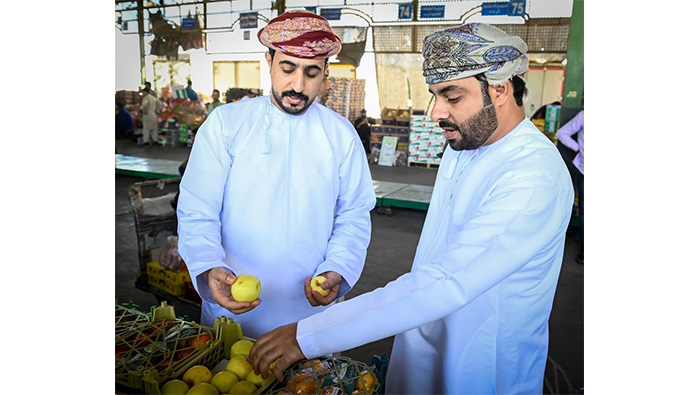 Muscat Municipality announces new working hours for Mawaleh vegetables and fruits market