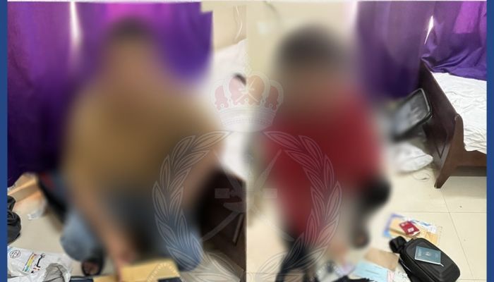 في قبضة الشرطة..شخصين لقيامهما بترويج عملة أجنبية مزورة