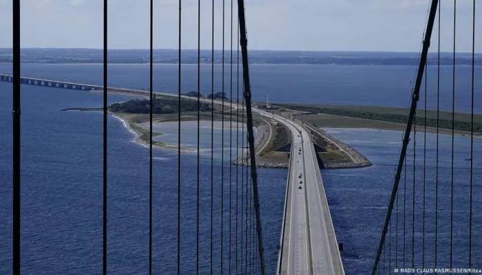 Denmark: Faulty missile launcher shuts down shipping lane