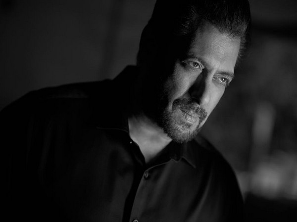 Salman Khan announces his new film 'Sikandar' on Eid, collaborates with AR Murugadoss