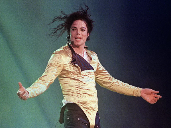 Michael Jackson biopic unveils jaw-dropping first look