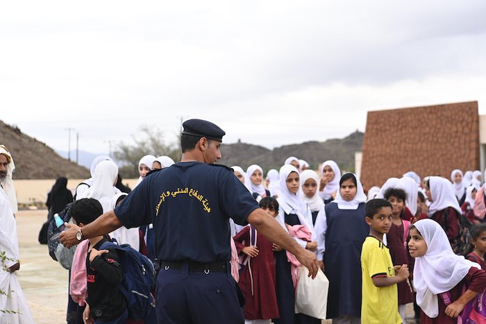 Over 1,000 people evacuated from school in Oman