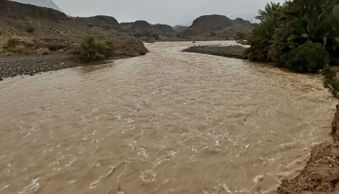 ولايات محافظة جنوب الباطنة تشهد هطول أمطار غير مسبوقة
