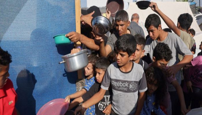 المفوّض العام للأونروا: حلّ الوكالة الأممية يهدّد بتسريع المجاعة وتأجيج العنف بغزة