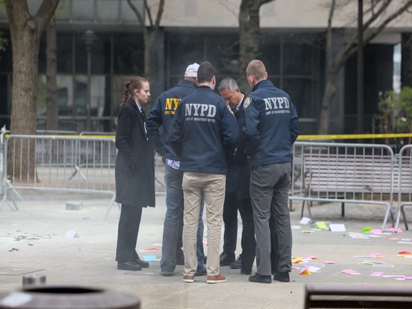 US: Man sets himself on fire outside Manhattan court where Trump's trial underway