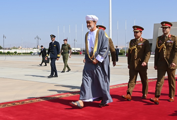 His Majesty Sultan Haitham bin Tarik leaves for the United Arab Emirates