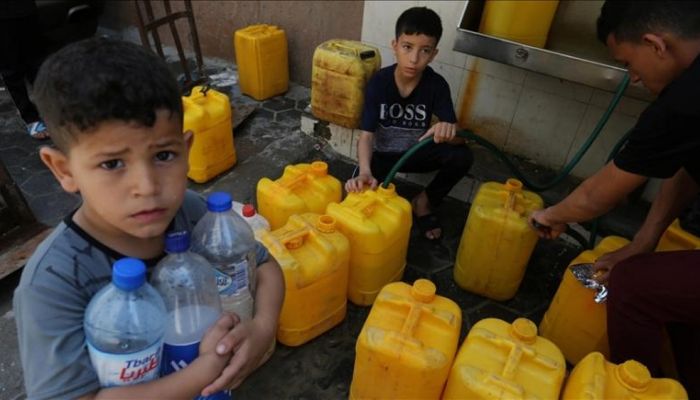 الأورومتوسطي يحذر من تزايد خطر انتشار الأمراض المعدية في غزة