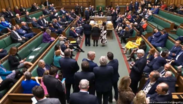 Rwanda plan: UK Parliament passes migrant deportation bill