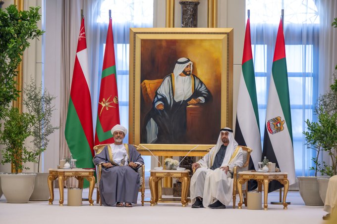 His Majesty, Sheikh Mohammed call for security and stability in the region