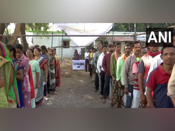 900 million Indians eligible to vote in the largest election in the world