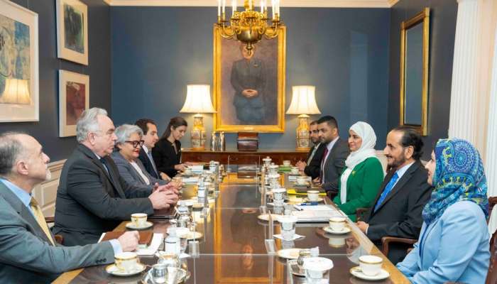 Sheikh Khalifa holds meeting with US Deputy Secretary of State Derek Campbell