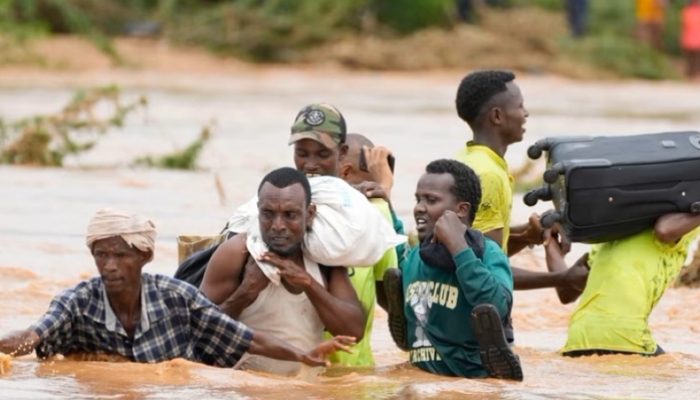 سلطنة عُمان تُعرب عن صادق مواساتها لجمهورية كينيا في ضحايا الفيضانات