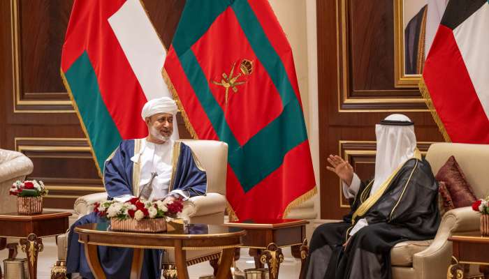 HM the Sultan, Emir of Kuwait hold official talks