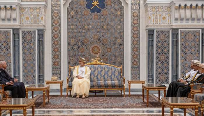 HM the Sultan receives written message from Algerian president