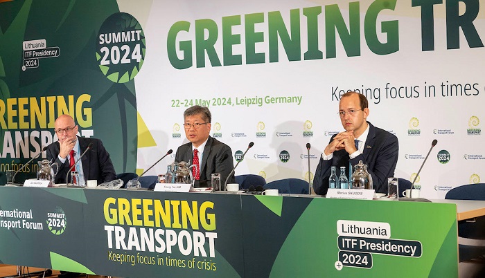 Green transport in focus at global summit